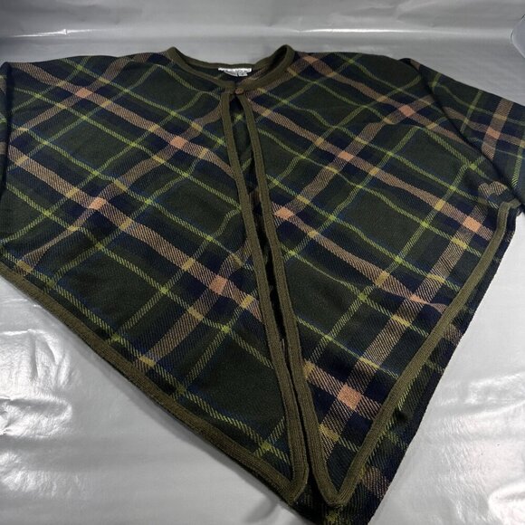 IKC Country Wear Cape Womens Italian Yarn Shawl Sweater Windowpane Plaid V Neck - Picture 3 of 13